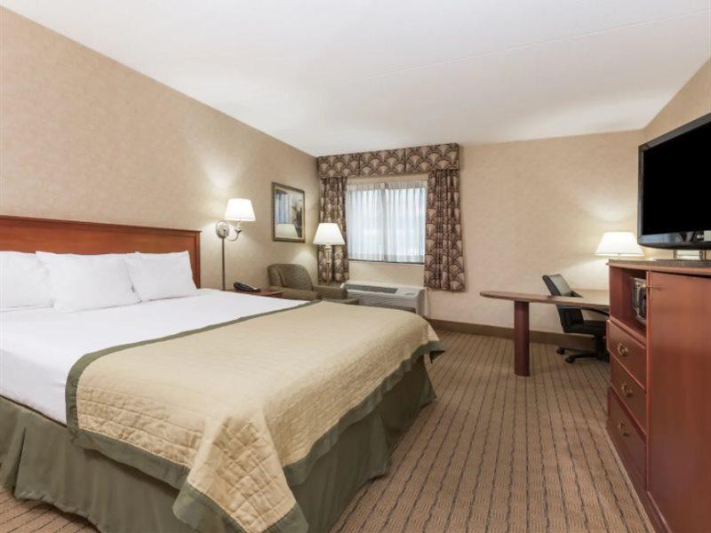 Hotel Baymont By Wyndham Indianapolis South Extérieur photo