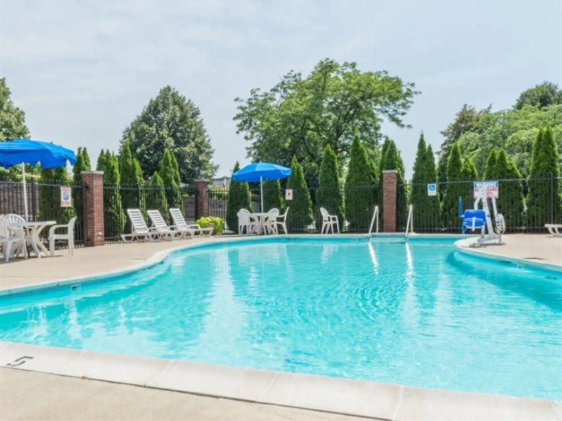 Hotel Baymont By Wyndham Indianapolis South Extérieur photo