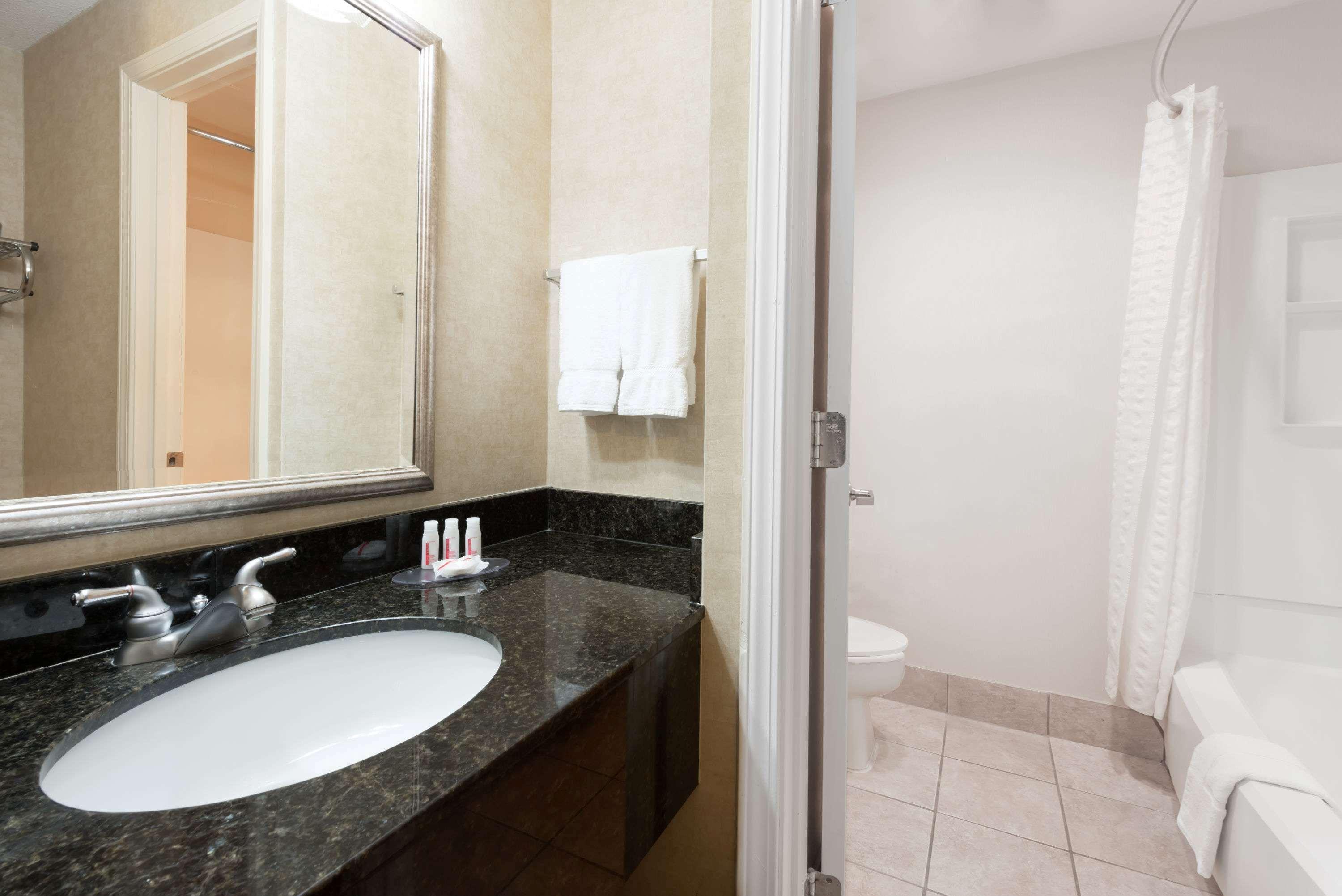 Hotel Baymont By Wyndham Indianapolis South Extérieur photo