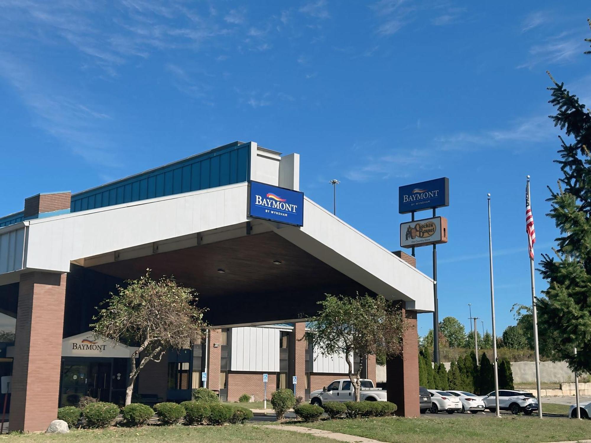 Hotel Baymont By Wyndham Indianapolis South Extérieur photo