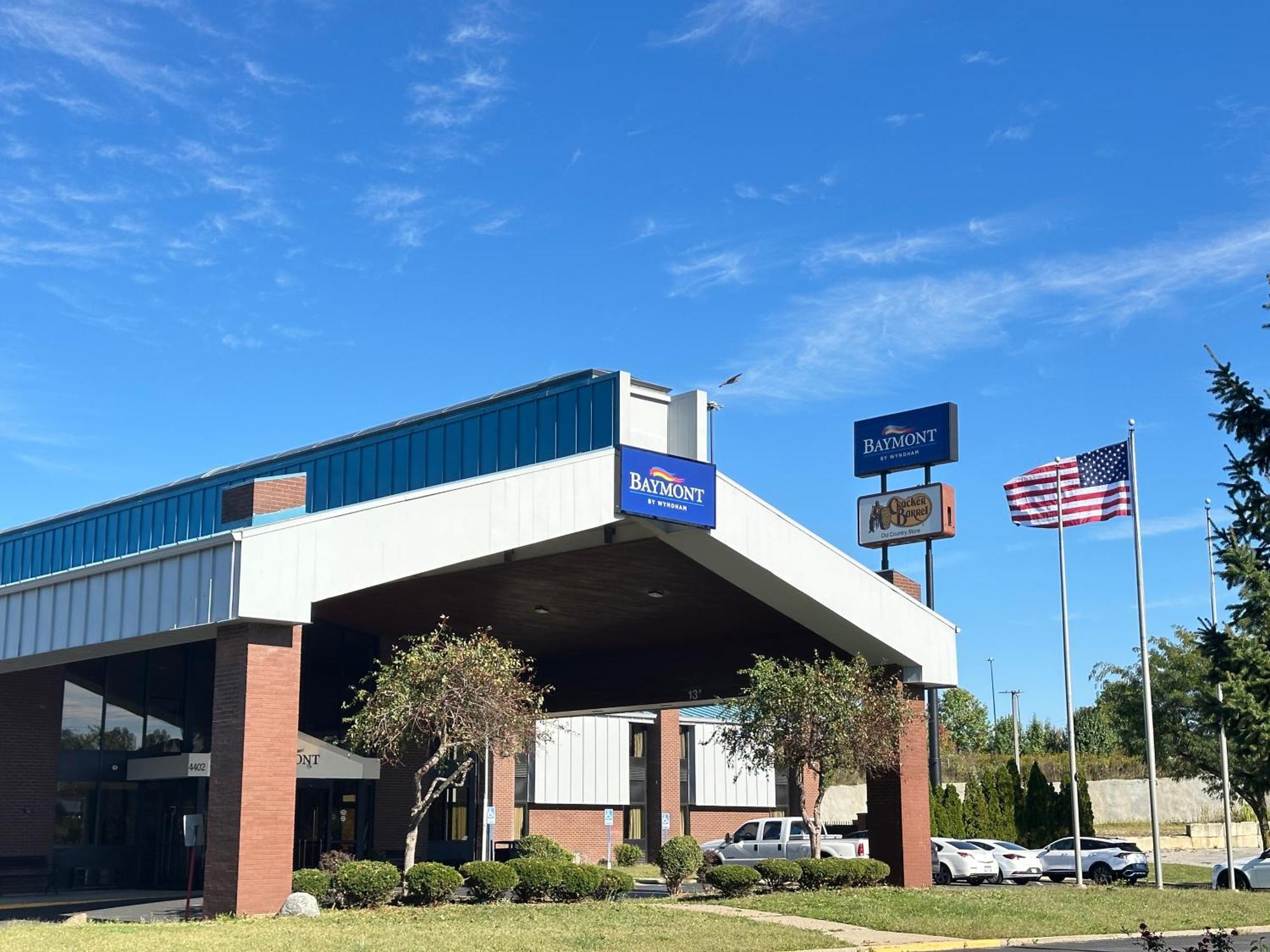 Hotel Baymont By Wyndham Indianapolis South Extérieur photo