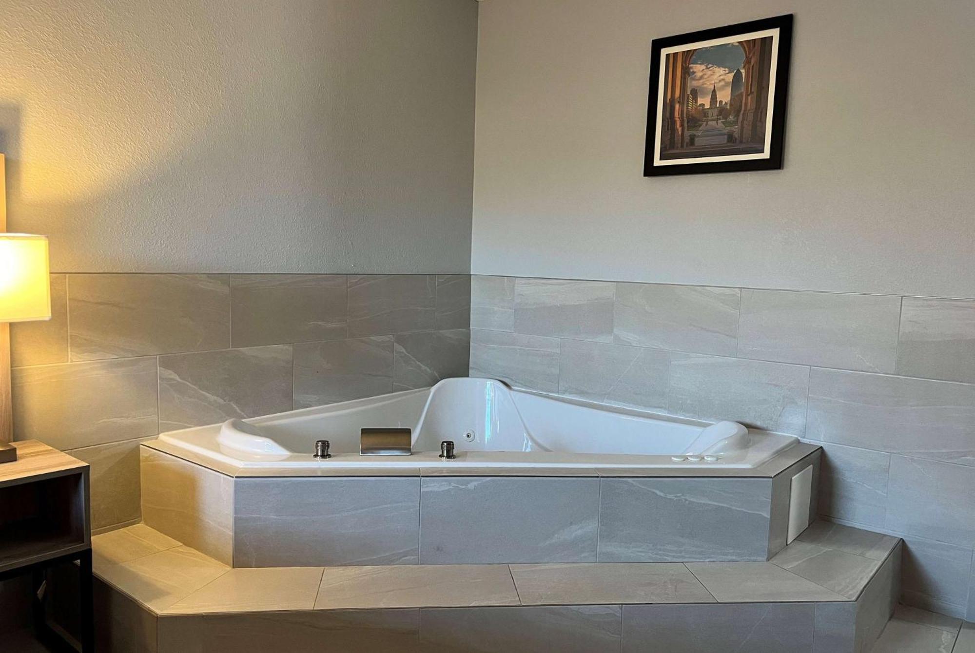 Hotel Baymont By Wyndham Indianapolis South Extérieur photo