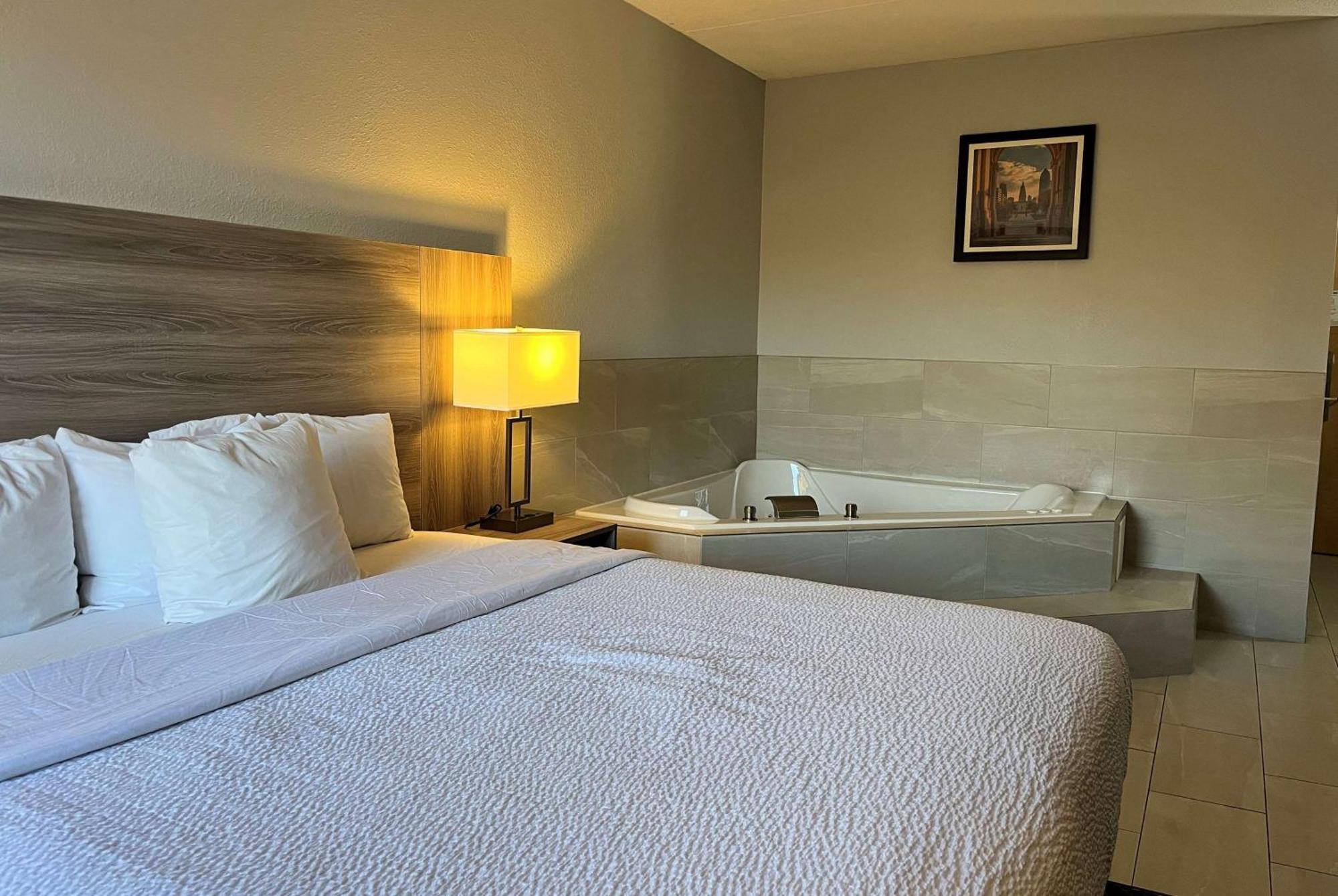 Hotel Baymont By Wyndham Indianapolis South Extérieur photo