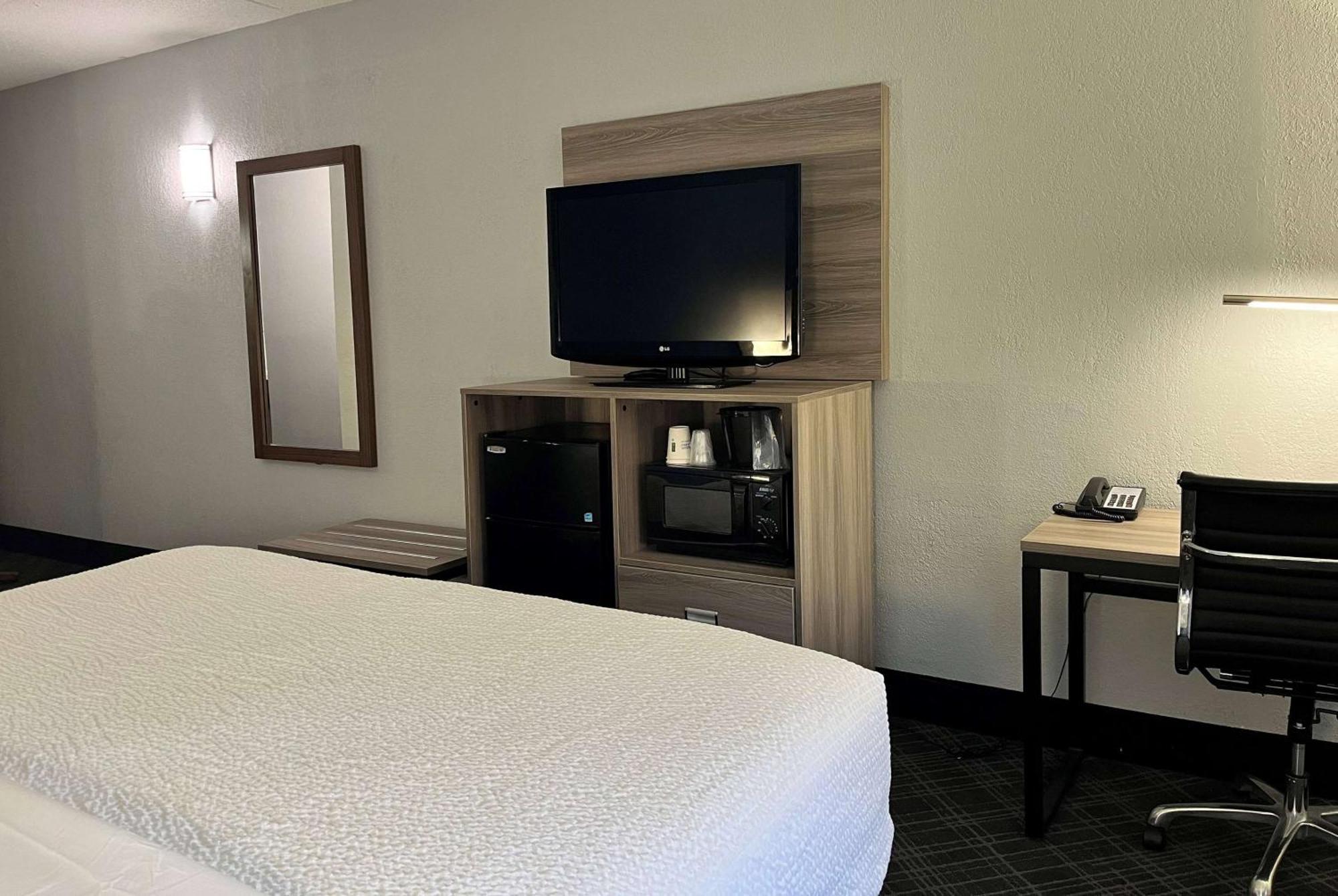 Hotel Baymont By Wyndham Indianapolis South Extérieur photo