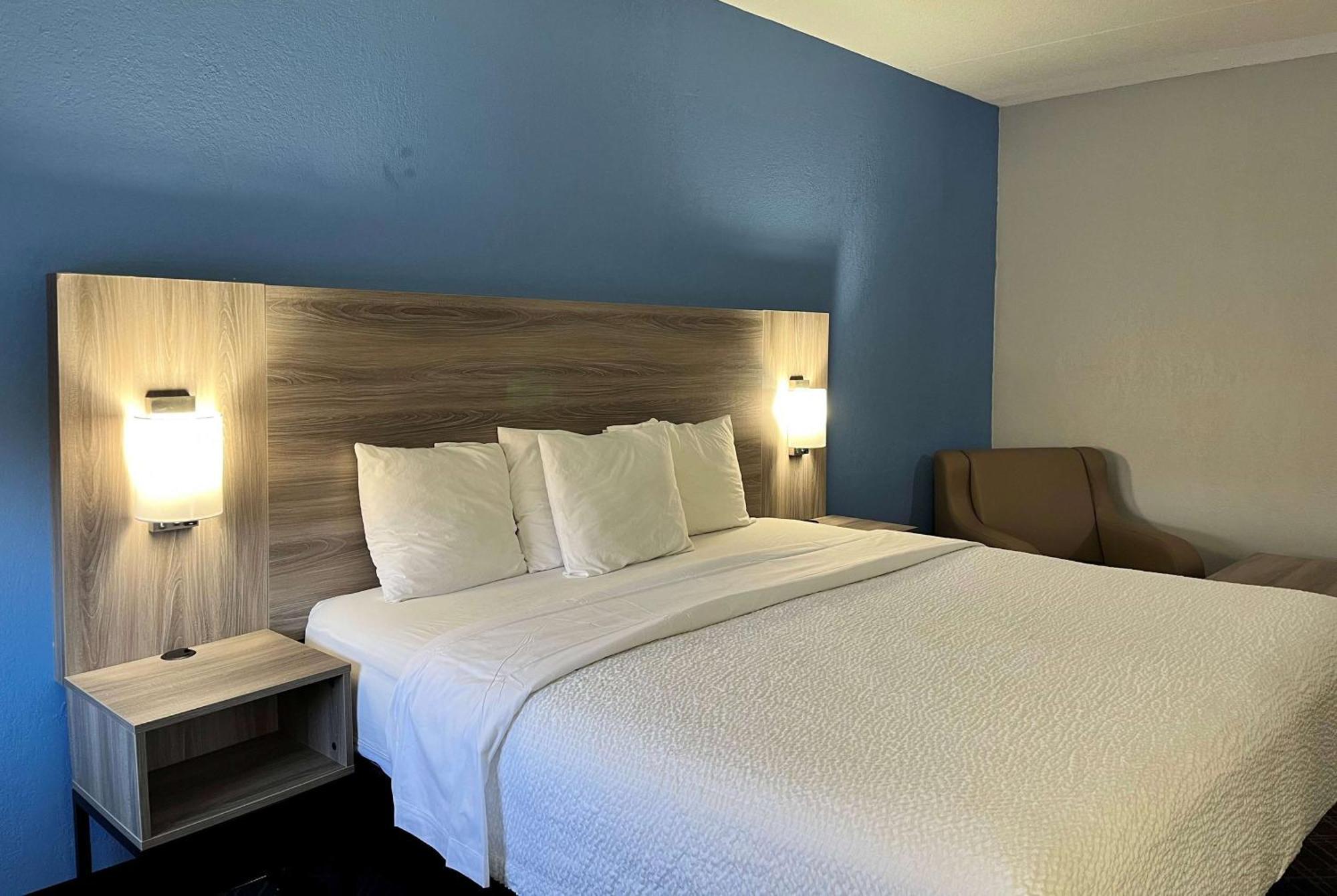 Hotel Baymont By Wyndham Indianapolis South Extérieur photo