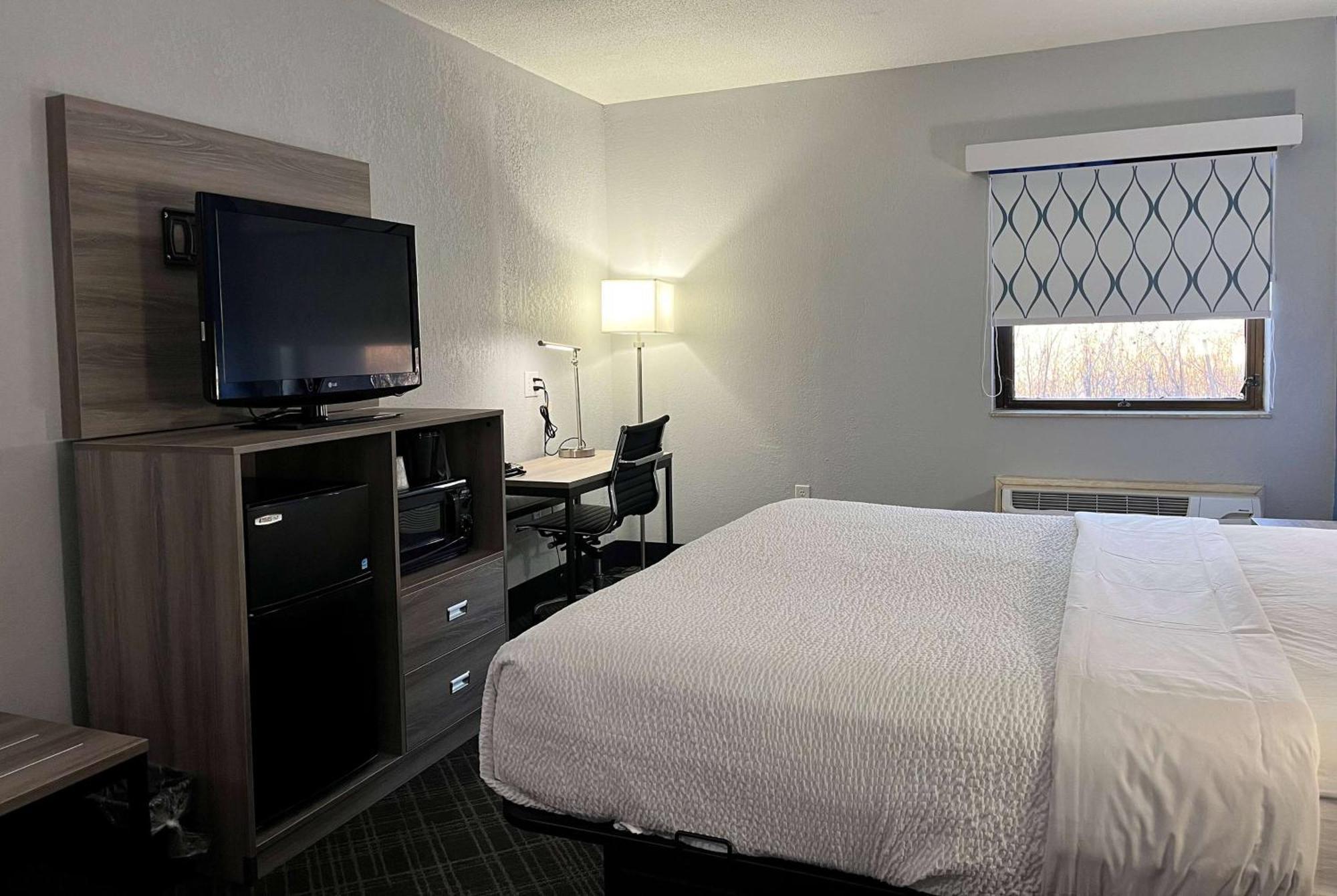 Hotel Baymont By Wyndham Indianapolis South Extérieur photo