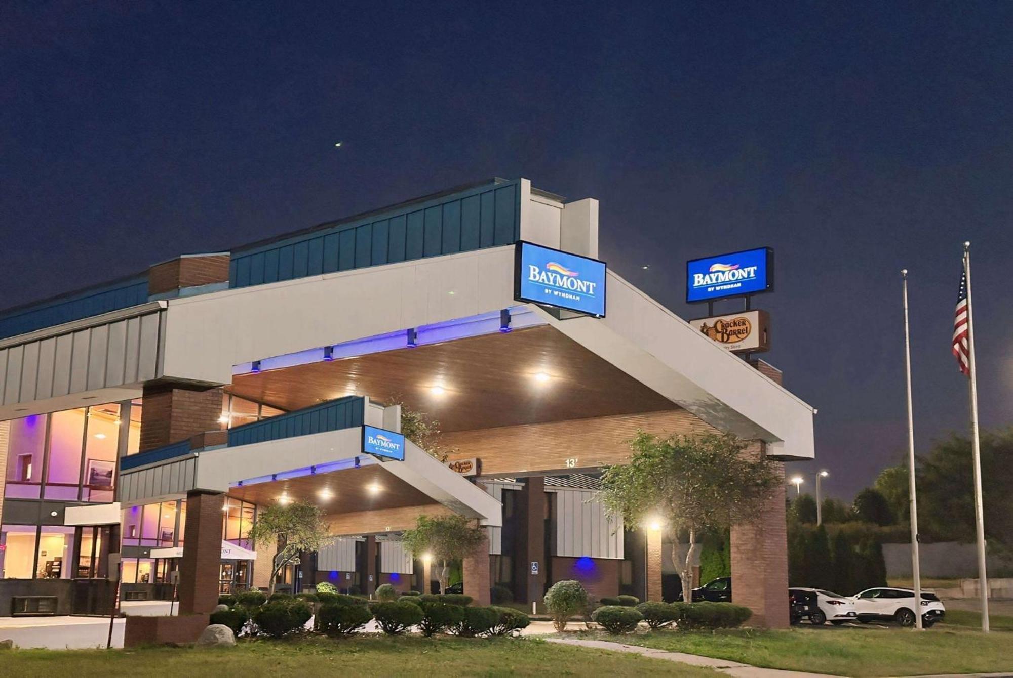Hotel Baymont By Wyndham Indianapolis South Extérieur photo