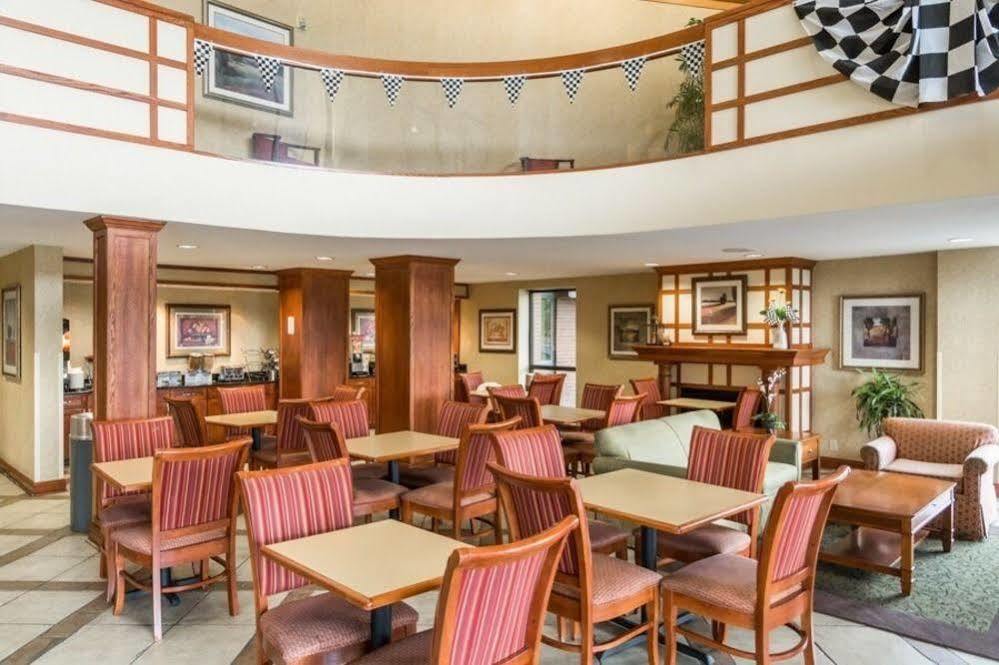 Hotel Baymont By Wyndham Indianapolis South Extérieur photo